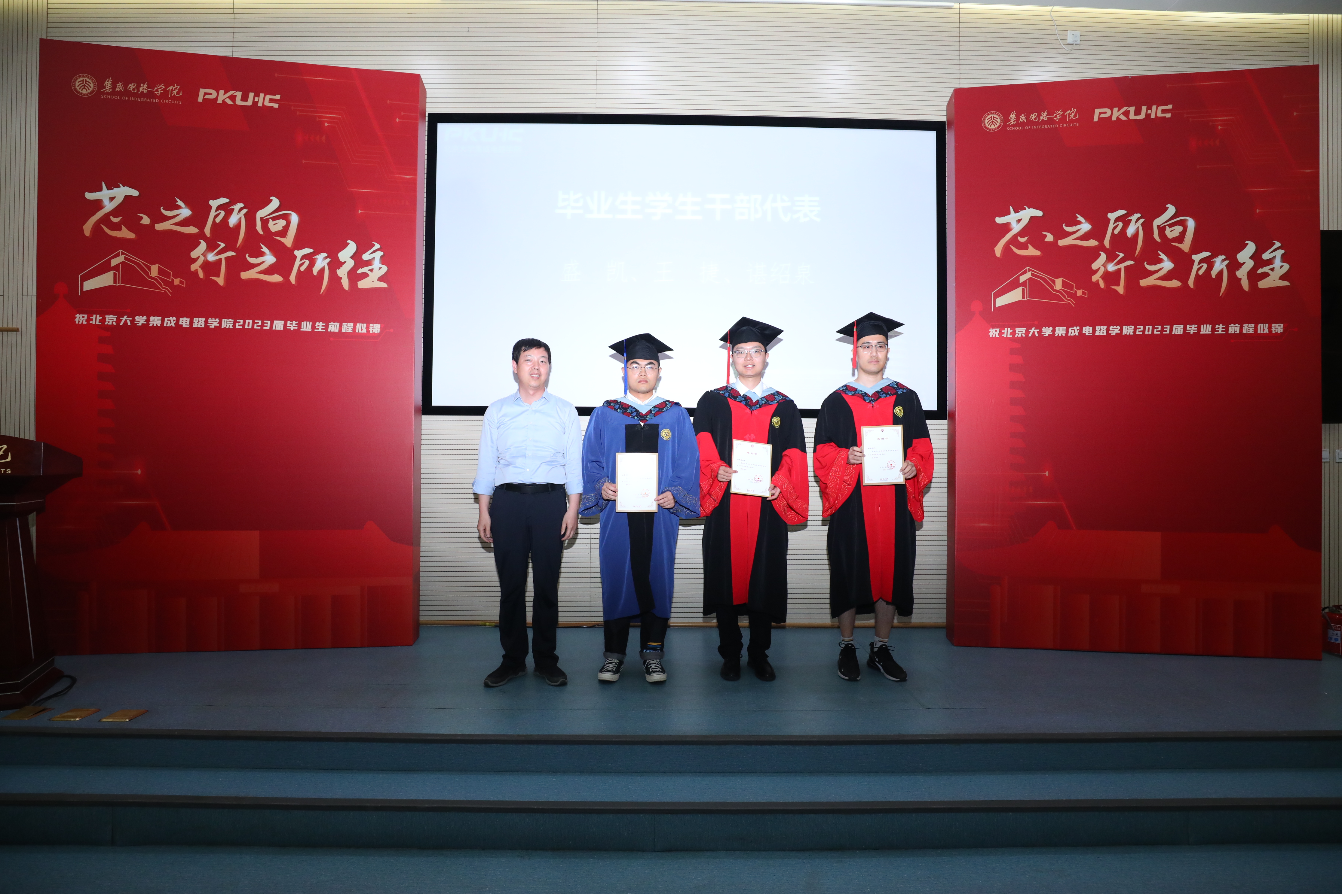 da18a400cbaa4c439b3b644f48611fc2.jpg